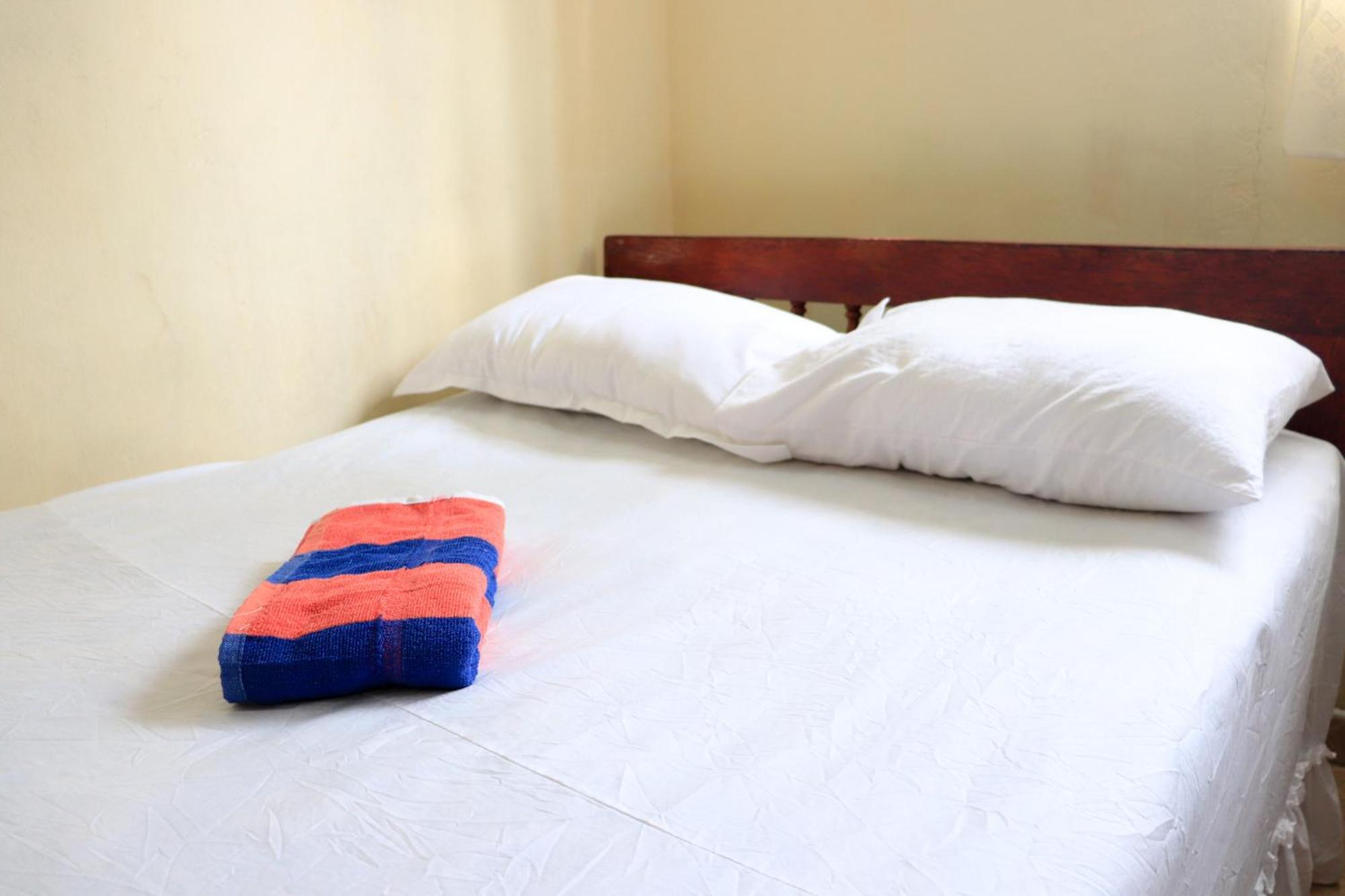 Sunshine Guest Hotel Matara Room photo